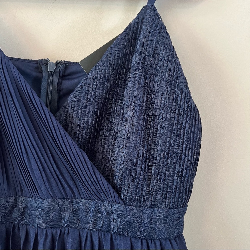 Lulu’s Date With a Daydream Pleated Lace Tiered Maxi Dress medium Navy blue - Picture 6 of 13